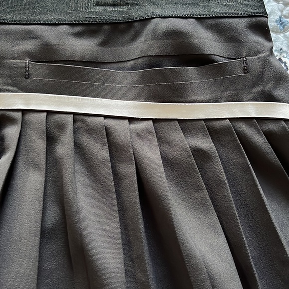Nike Black ruffle golf skirt - Picture 3 of 5